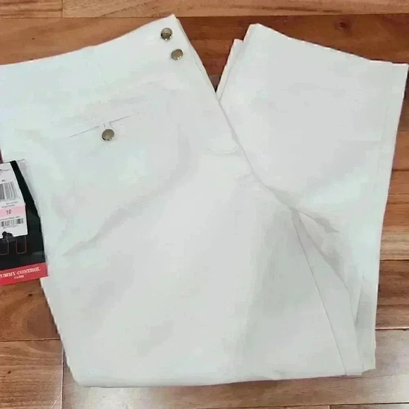 Style & Co. Tummy Control Capri - Picture 9 of 11